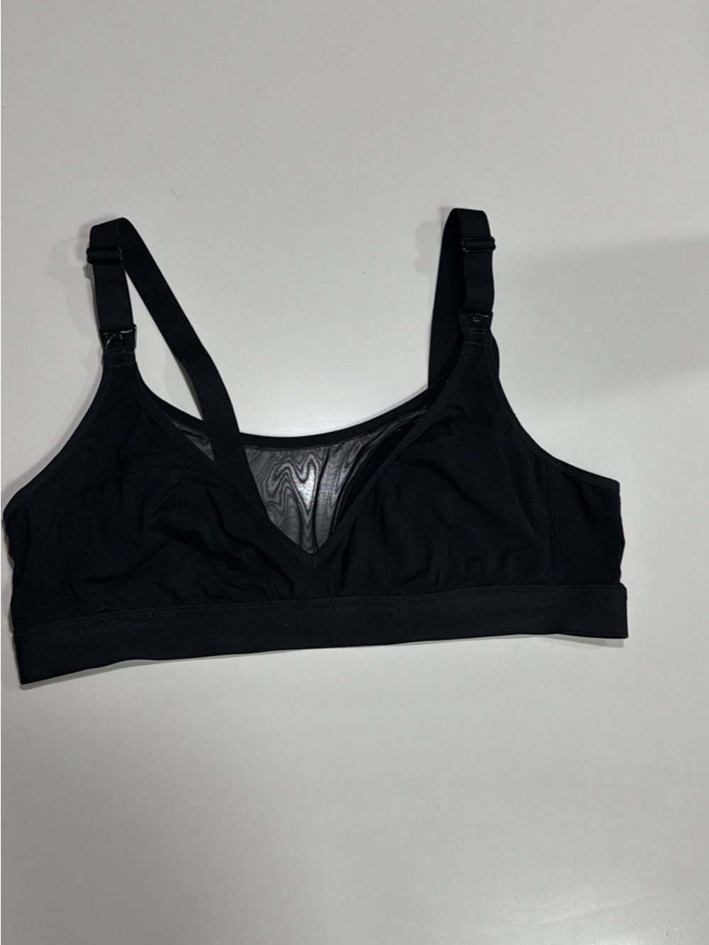 Momcozy pumping and nursing bra